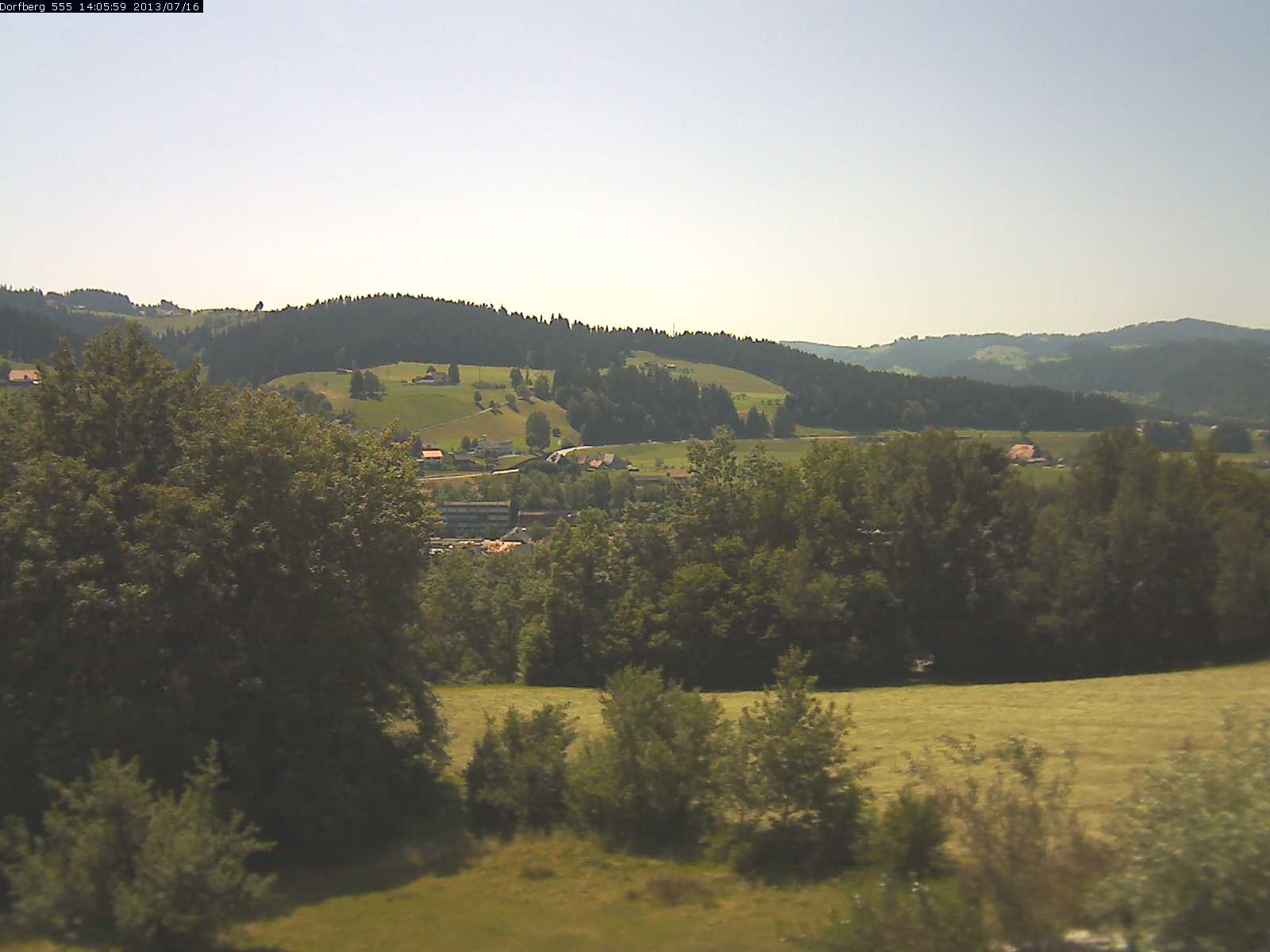 Webcam-Bild: Aussicht vom Dorfberg in Langnau 20130716-140600