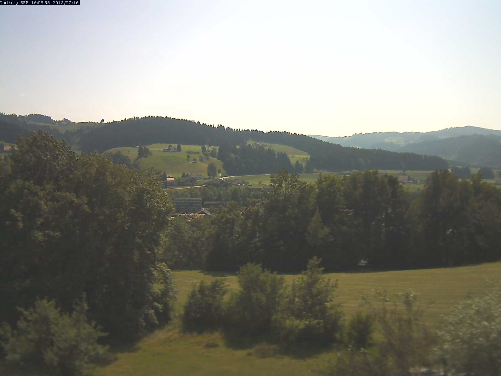 Webcam-Bild: Aussicht vom Dorfberg in Langnau 20130716-160600