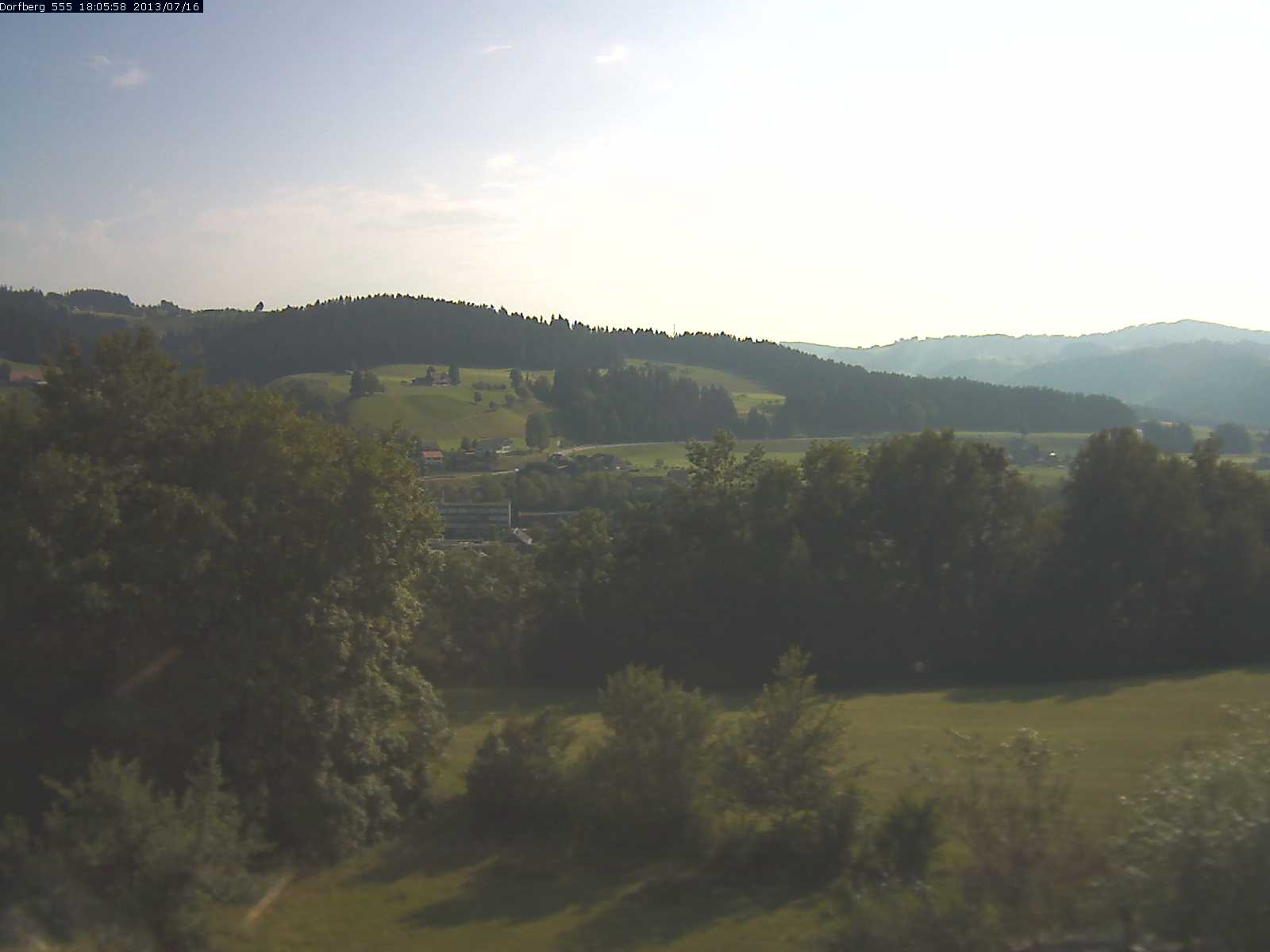 Webcam-Bild: Aussicht vom Dorfberg in Langnau 20130716-180600