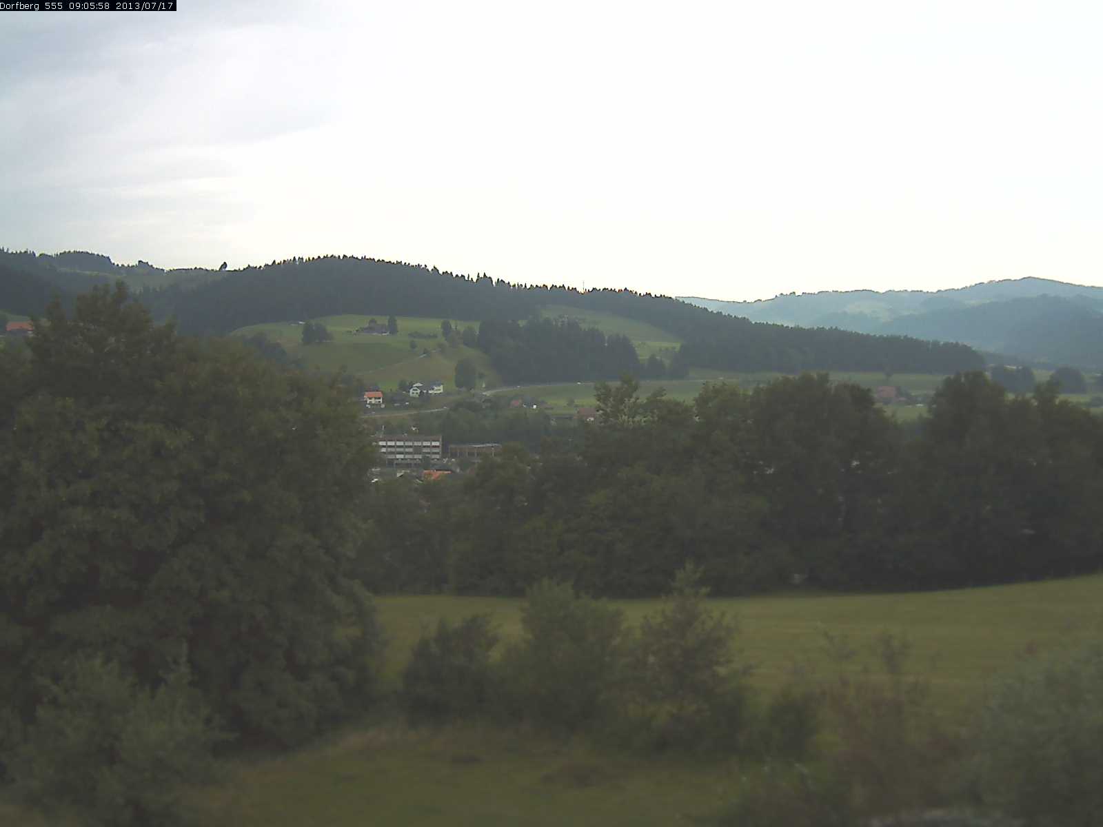 Webcam-Bild: Aussicht vom Dorfberg in Langnau 20130717-090600