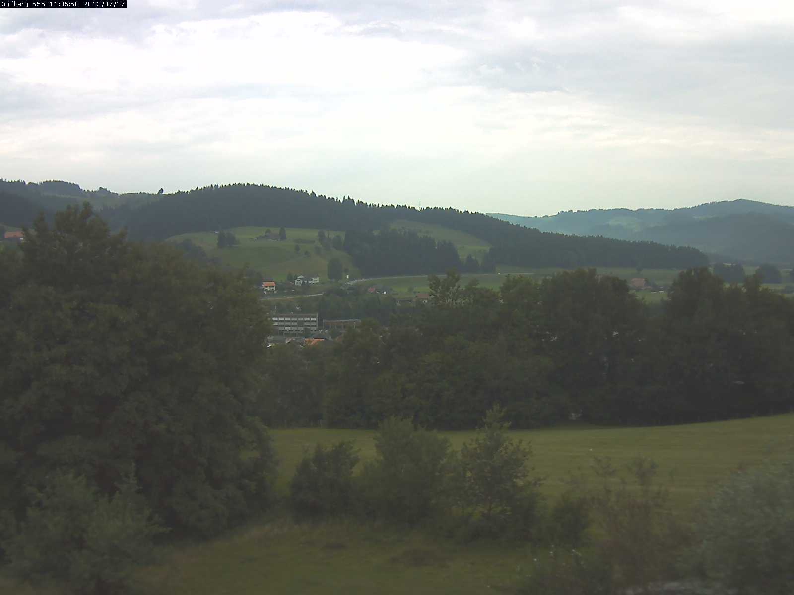Webcam-Bild: Aussicht vom Dorfberg in Langnau 20130717-110600