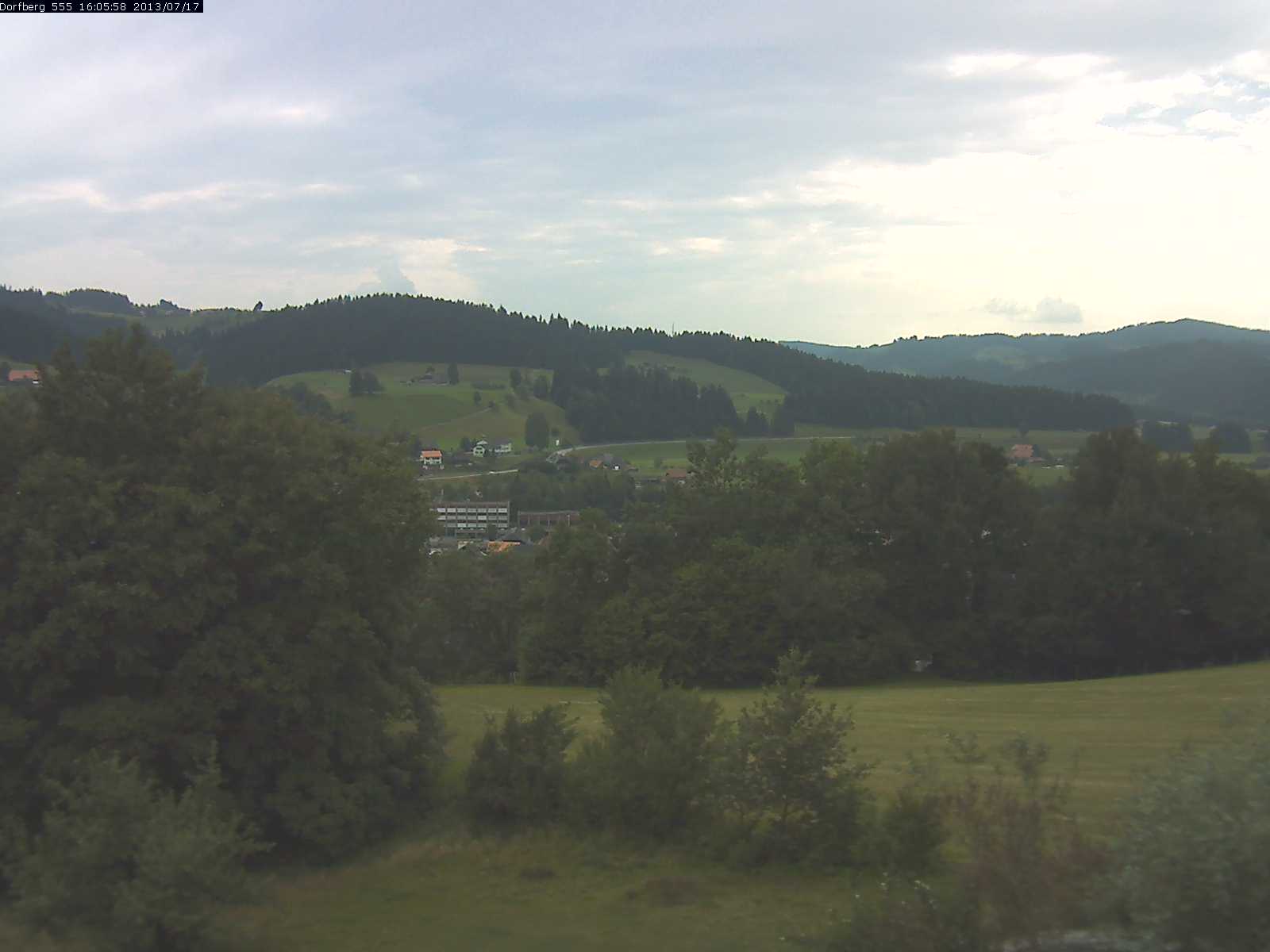 Webcam-Bild: Aussicht vom Dorfberg in Langnau 20130717-160600