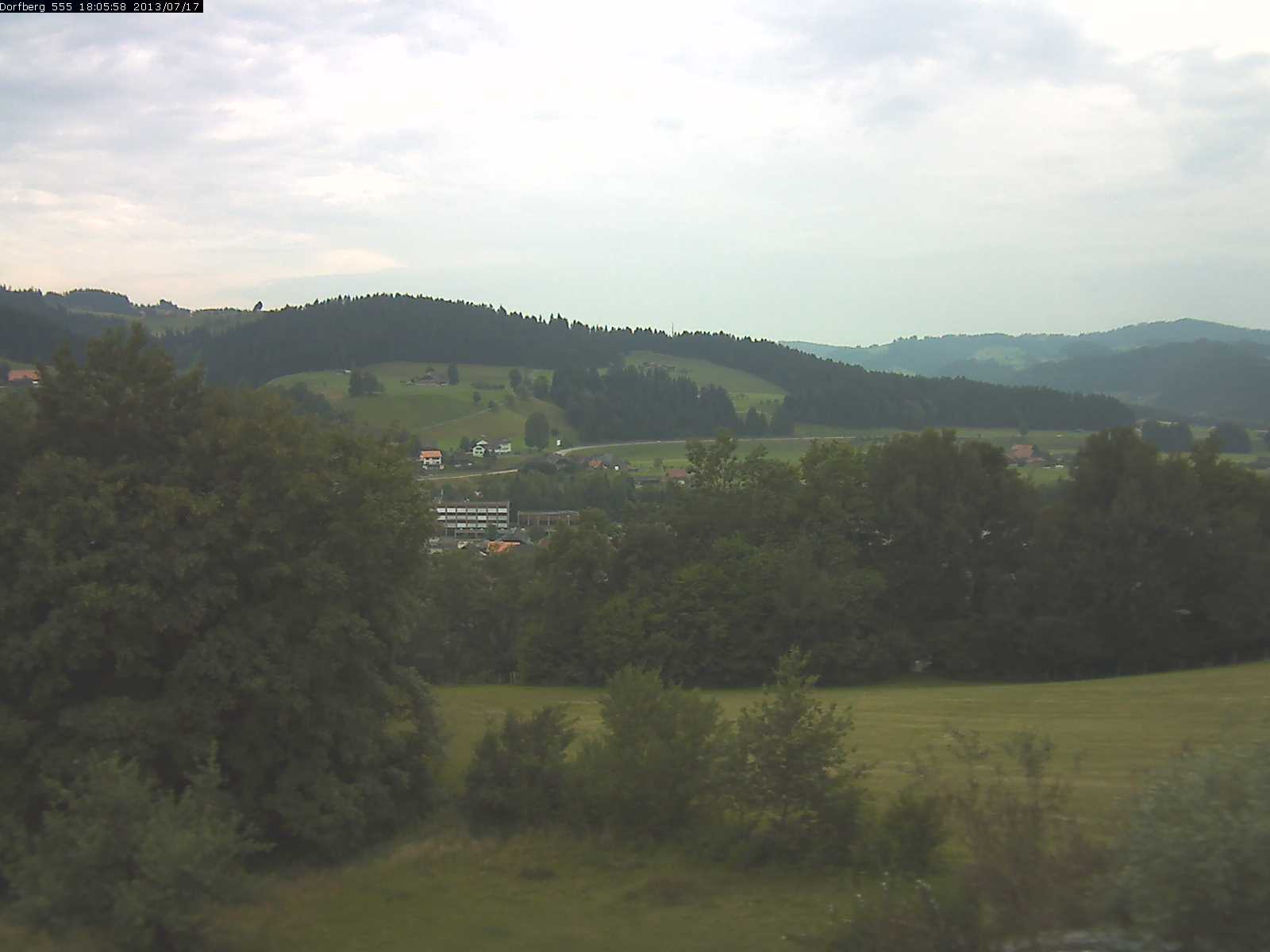 Webcam-Bild: Aussicht vom Dorfberg in Langnau 20130717-180600
