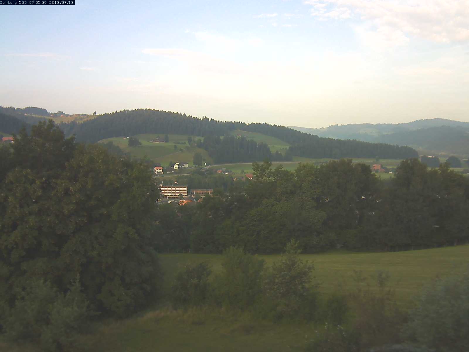 Webcam-Bild: Aussicht vom Dorfberg in Langnau 20130718-070600