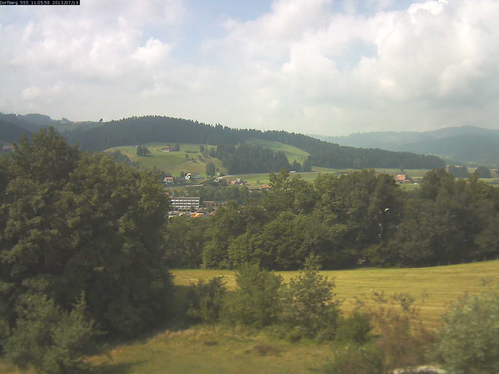 Webcam-Bild: Aussicht vom Dorfberg in Langnau 20130719-110600