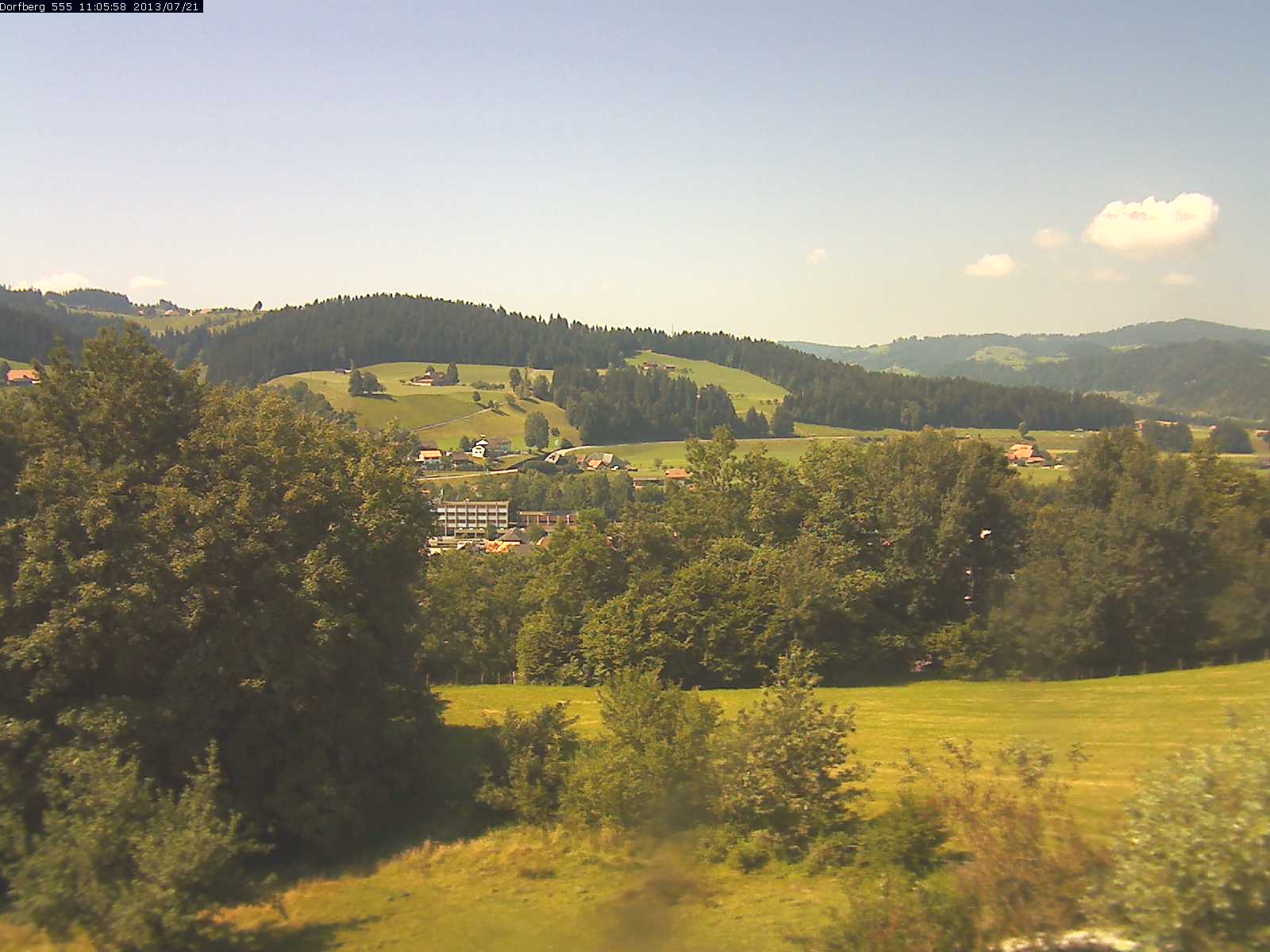 Webcam-Bild: Aussicht vom Dorfberg in Langnau 20130721-110600