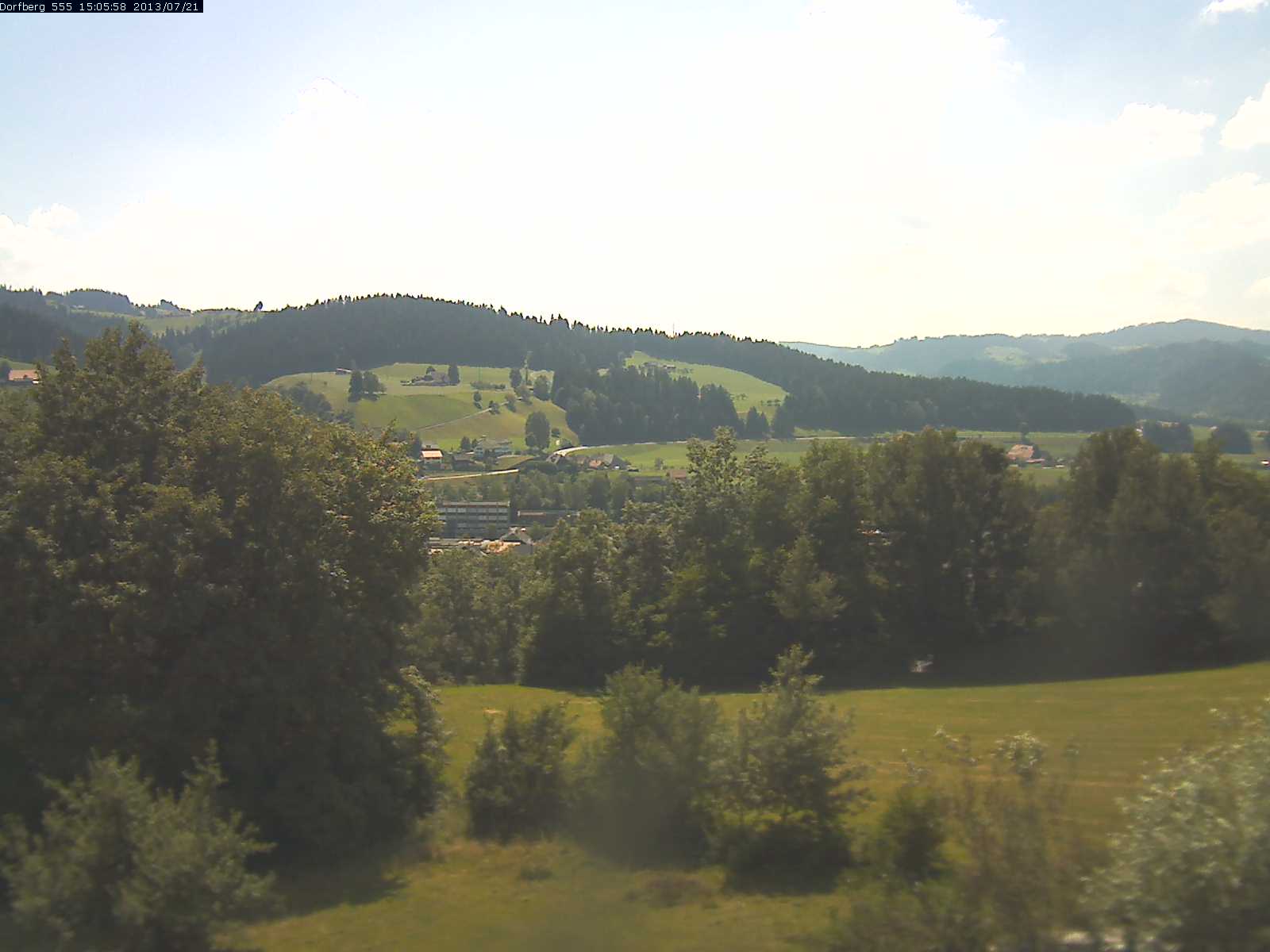 Webcam-Bild: Aussicht vom Dorfberg in Langnau 20130721-150600