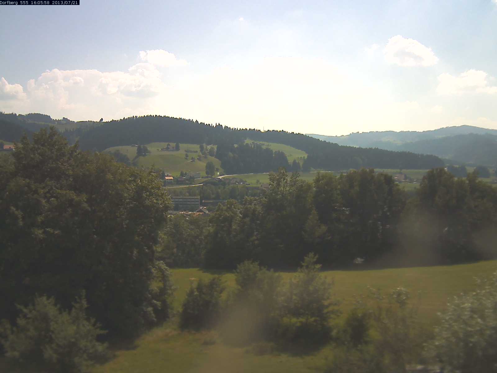 Webcam-Bild: Aussicht vom Dorfberg in Langnau 20130721-160600