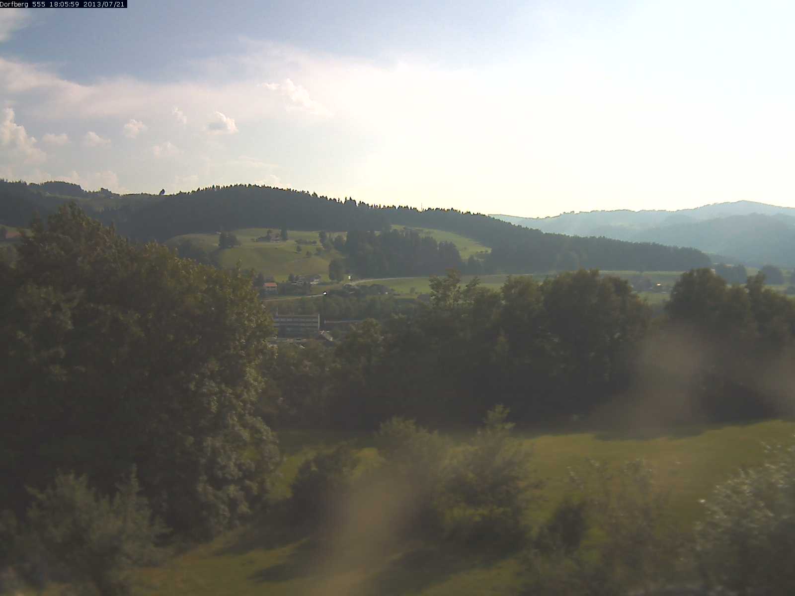Webcam-Bild: Aussicht vom Dorfberg in Langnau 20130721-180600