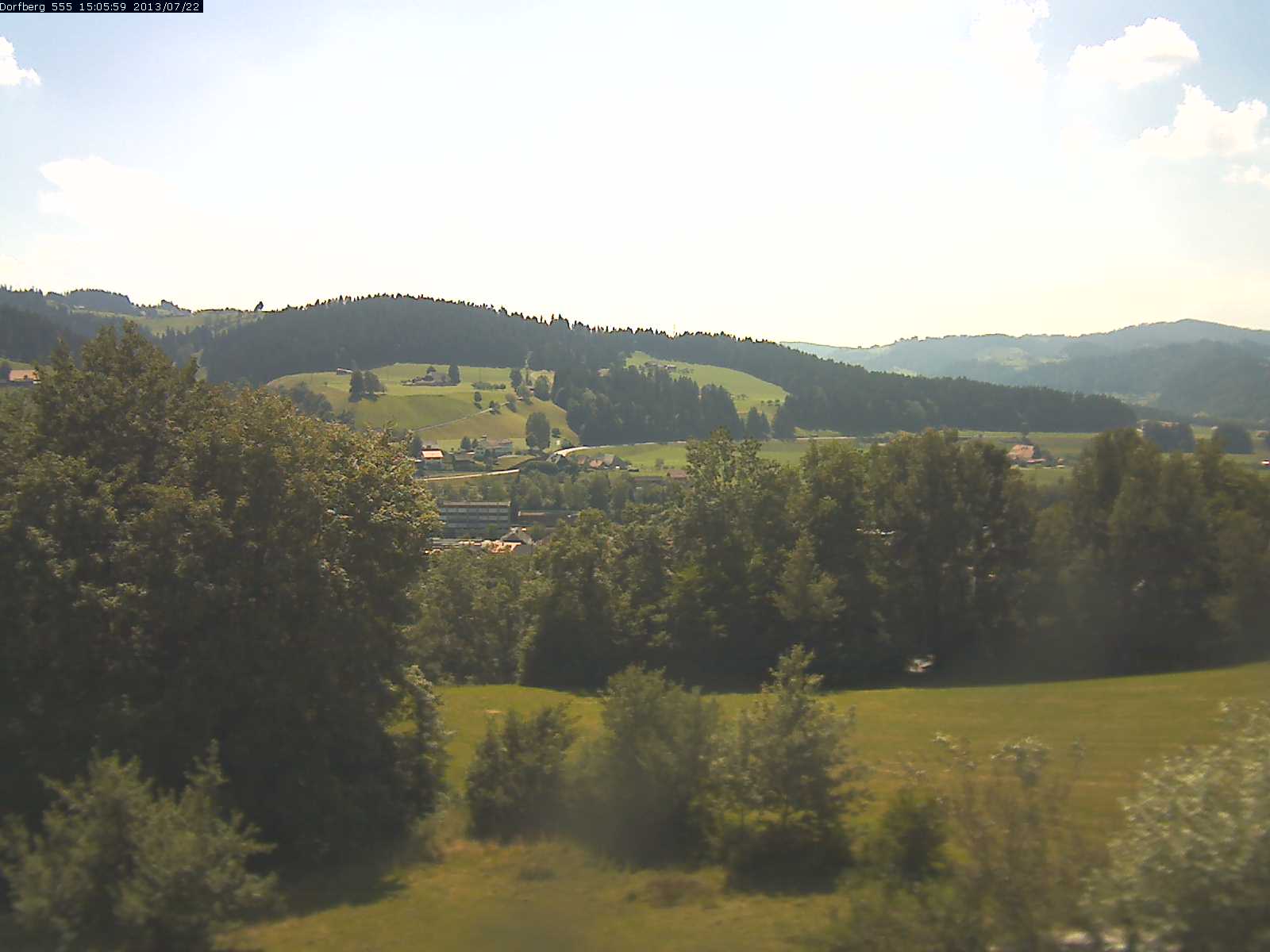 Webcam-Bild: Aussicht vom Dorfberg in Langnau 20130722-150600