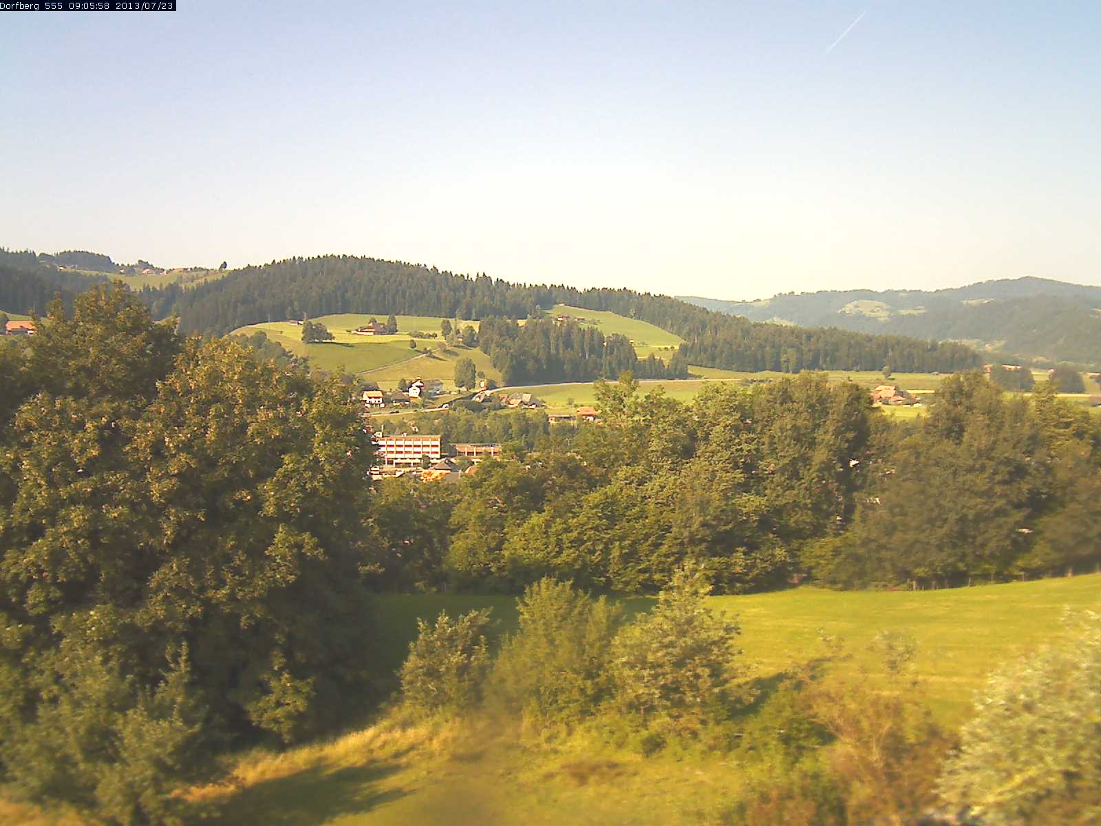 Webcam-Bild: Aussicht vom Dorfberg in Langnau 20130723-090600