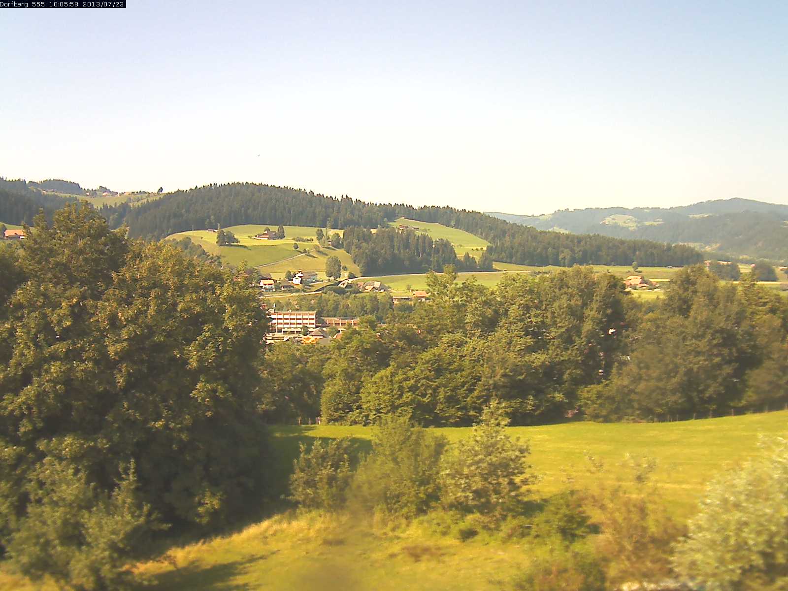 Webcam-Bild: Aussicht vom Dorfberg in Langnau 20130723-100600