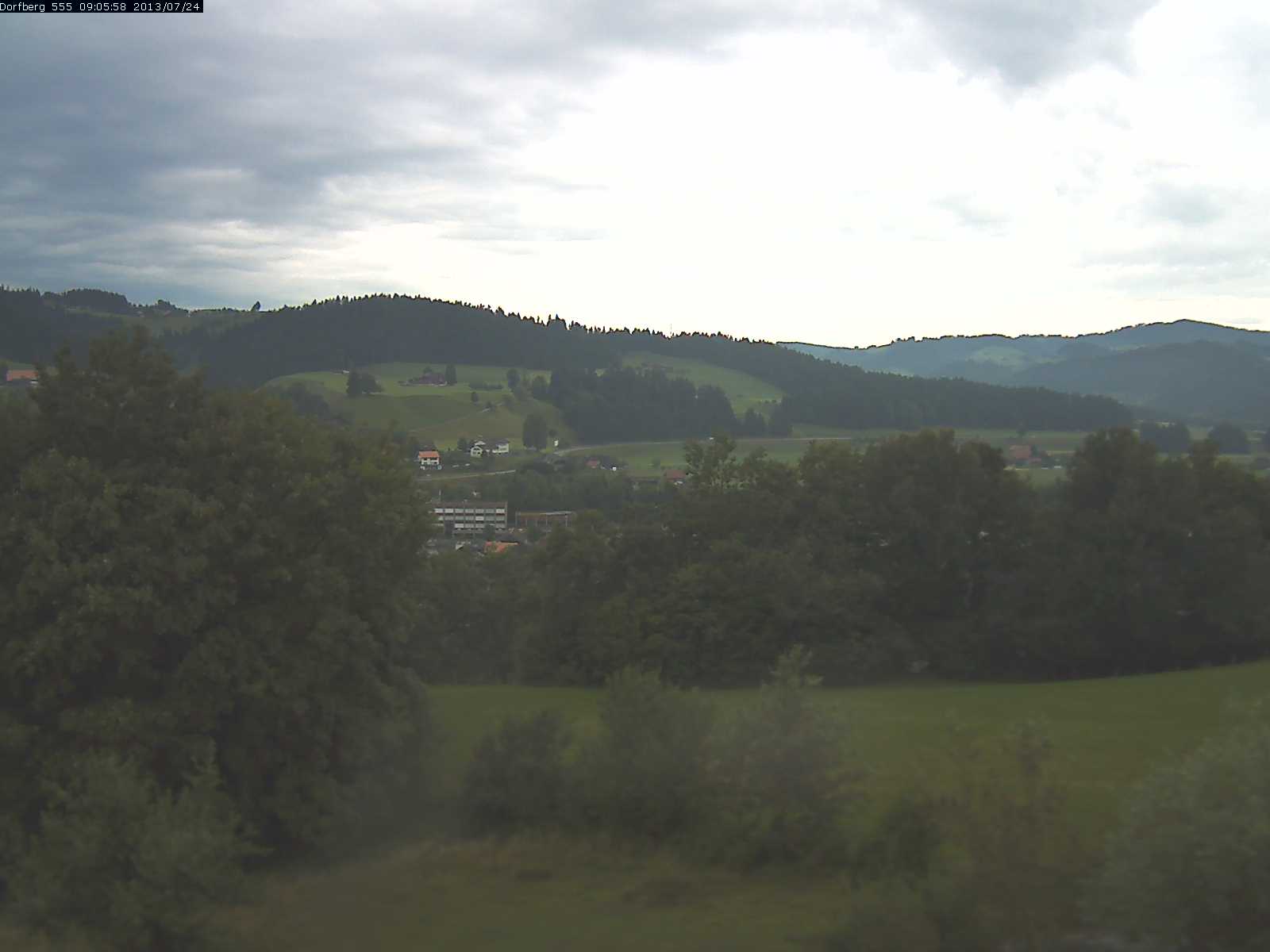 Webcam-Bild: Aussicht vom Dorfberg in Langnau 20130724-090600