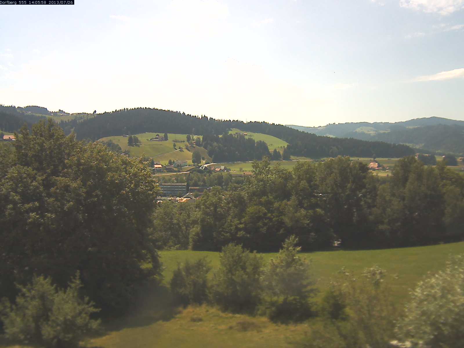 Webcam-Bild: Aussicht vom Dorfberg in Langnau 20130726-140600