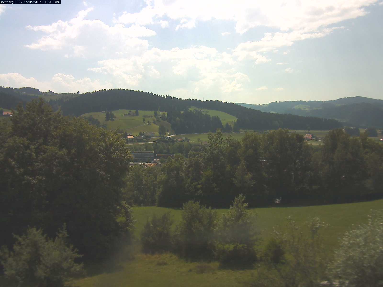Webcam-Bild: Aussicht vom Dorfberg in Langnau 20130726-150600