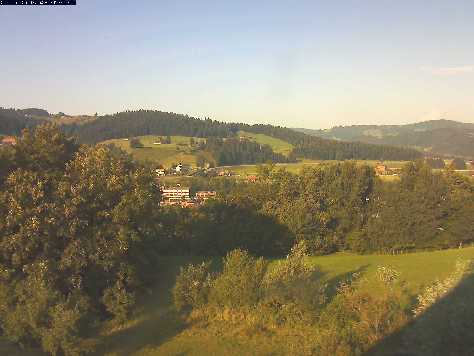 Webcam-Bild: Aussicht vom Dorfberg in Langnau 20130727-080600