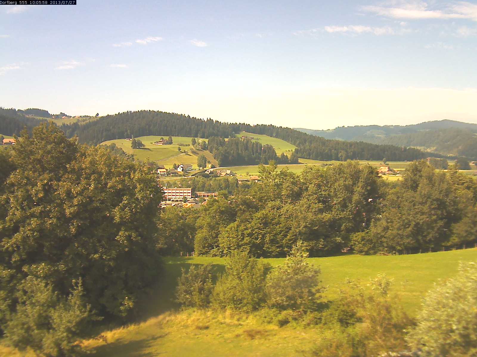 Webcam-Bild: Aussicht vom Dorfberg in Langnau 20130727-100600