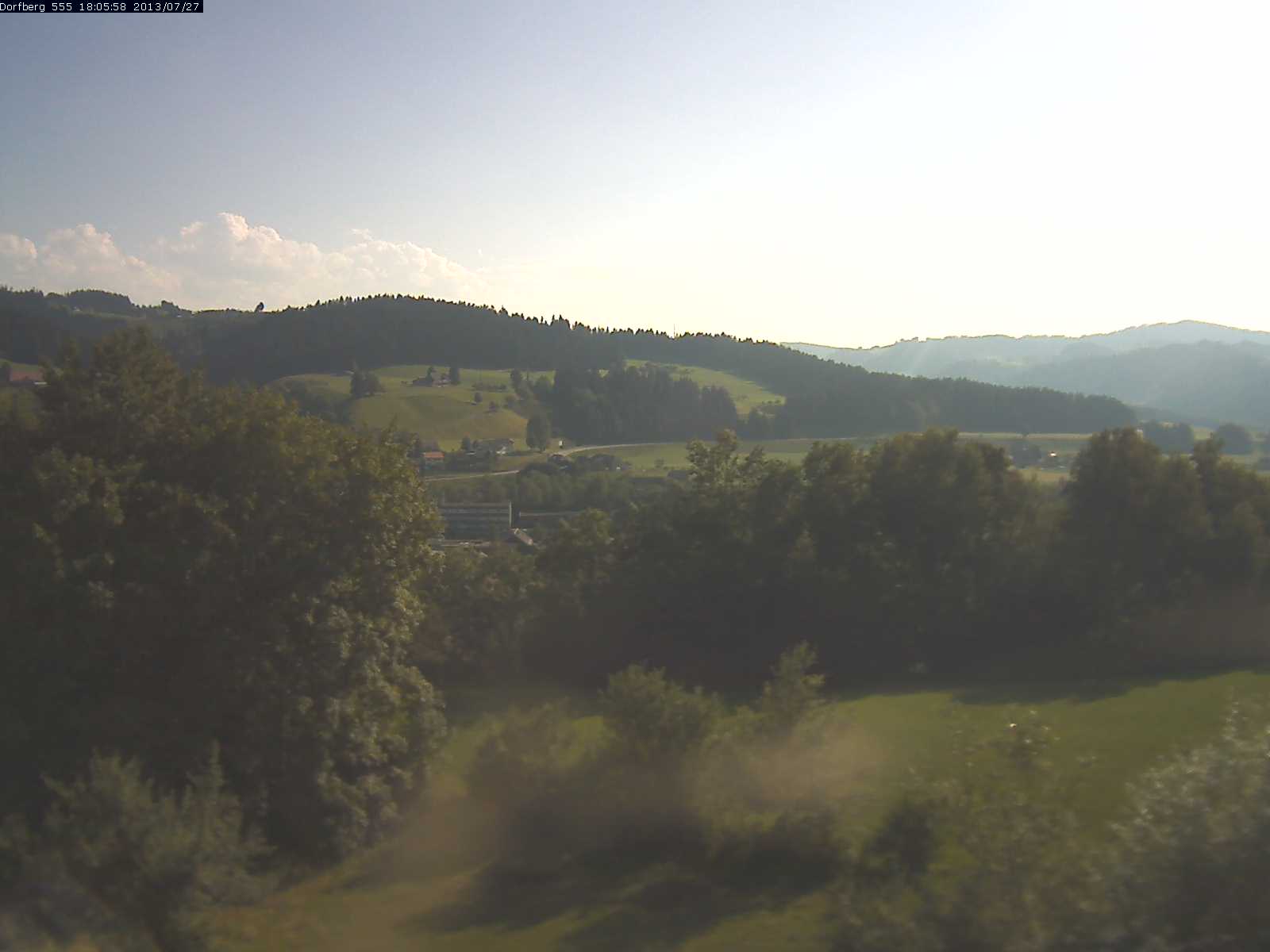 Webcam-Bild: Aussicht vom Dorfberg in Langnau 20130727-180600