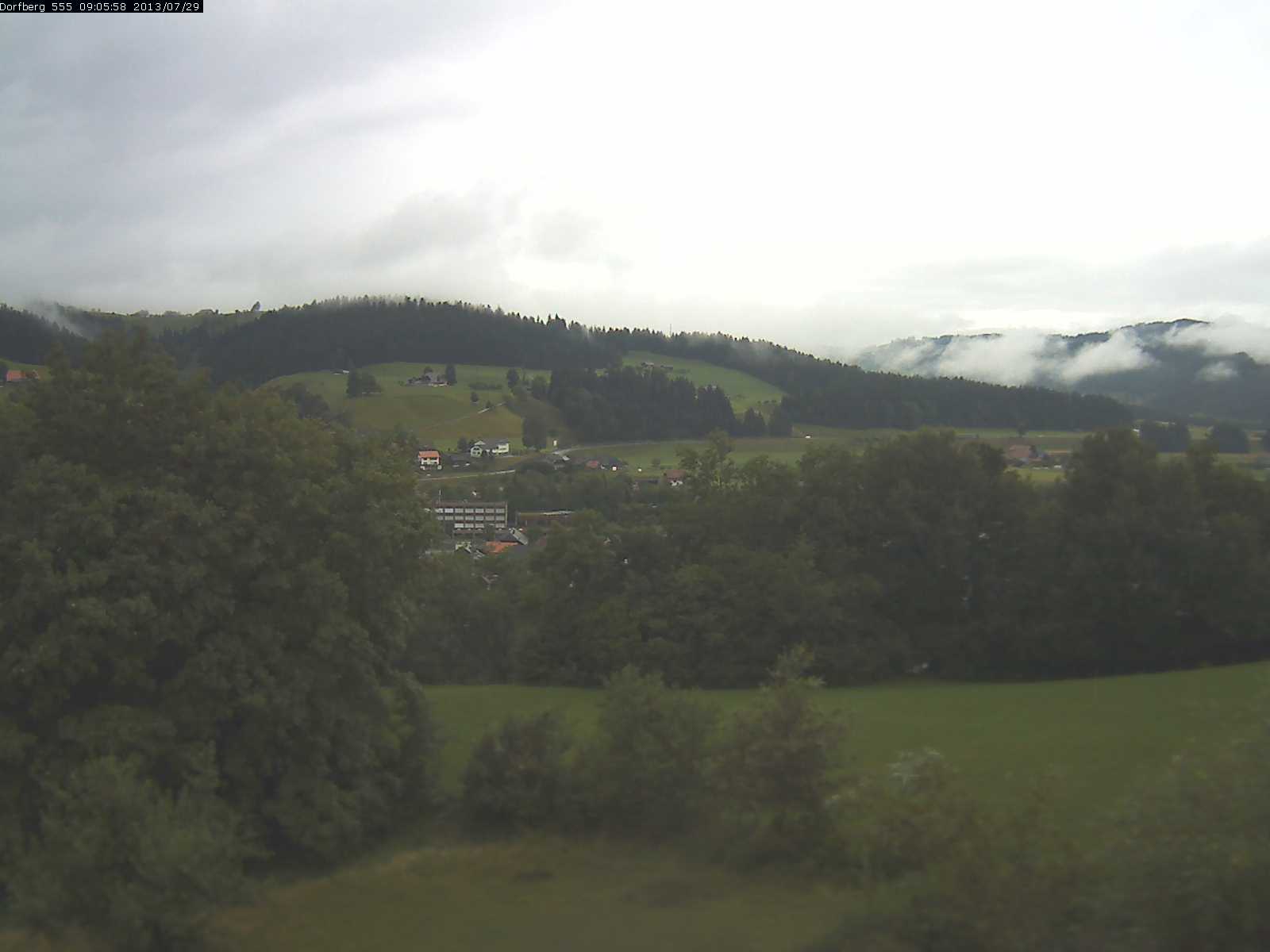 Webcam-Bild: Aussicht vom Dorfberg in Langnau 20130729-090600