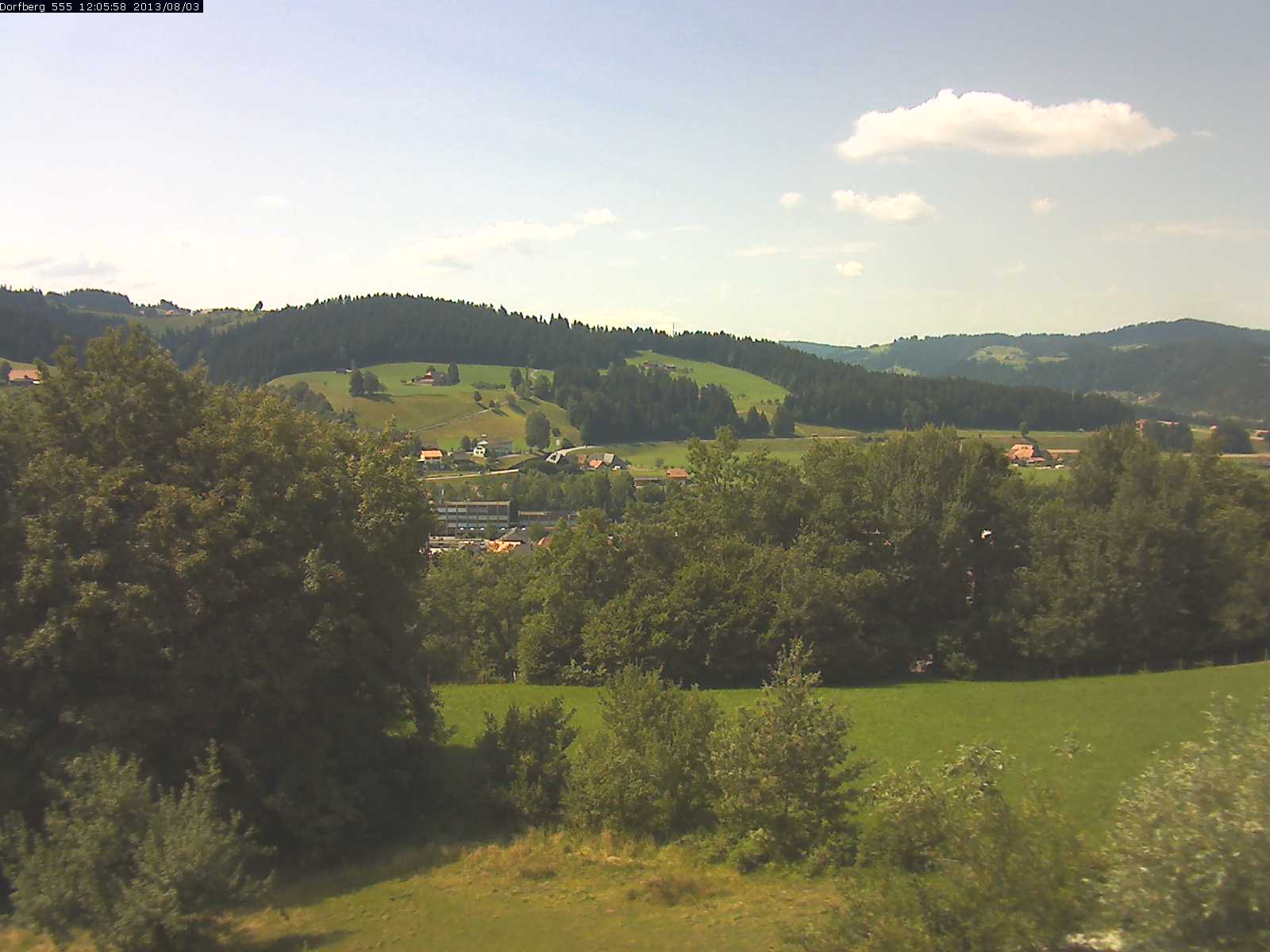 Webcam-Bild: Aussicht vom Dorfberg in Langnau 20130803-120600