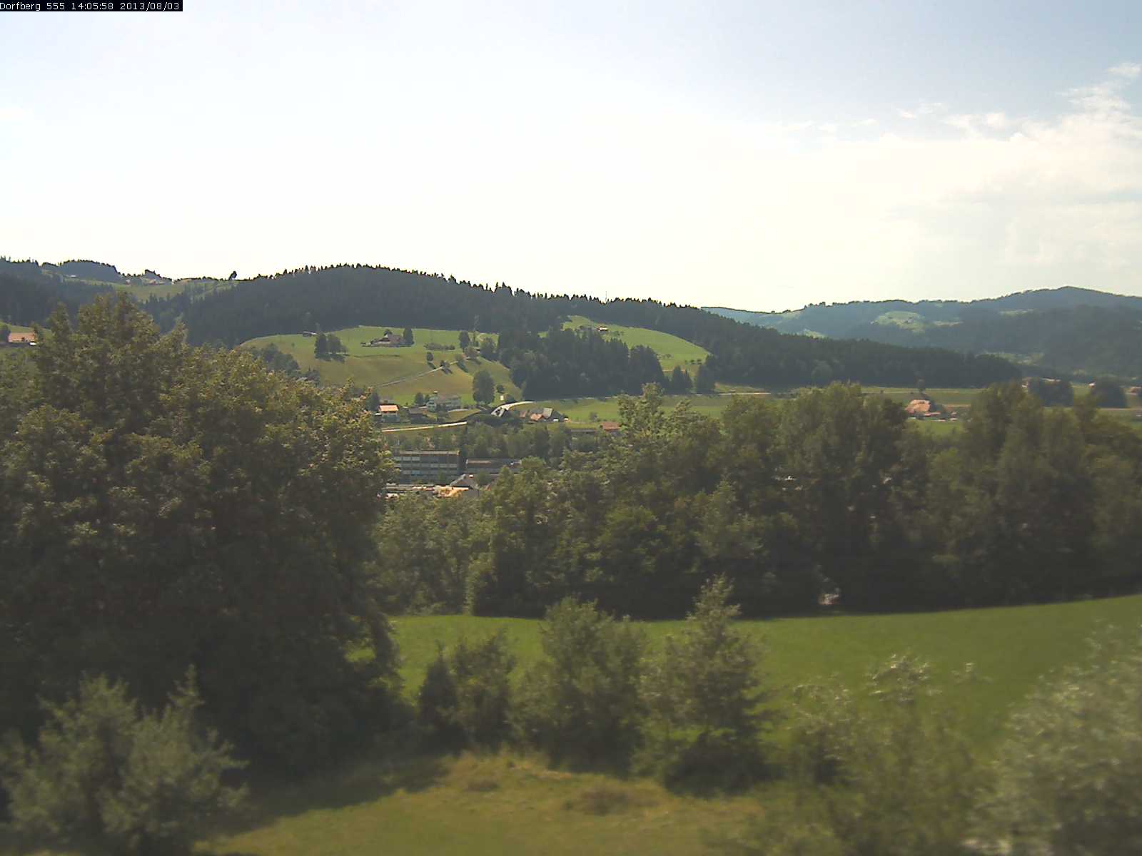 Webcam-Bild: Aussicht vom Dorfberg in Langnau 20130803-140600