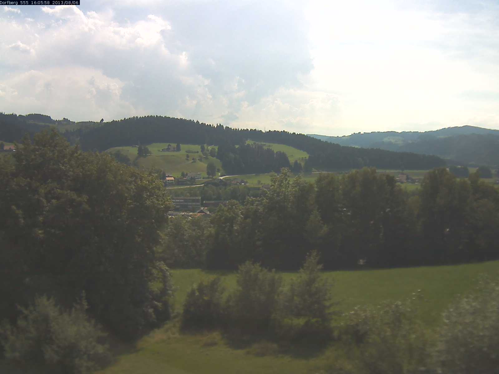 Webcam-Bild: Aussicht vom Dorfberg in Langnau 20130806-160600