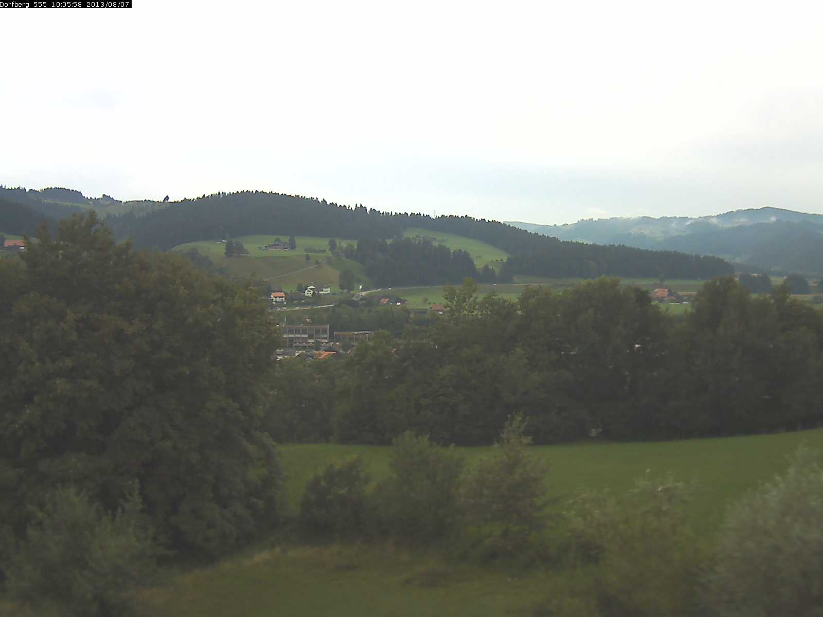 Webcam-Bild: Aussicht vom Dorfberg in Langnau 20130807-100600