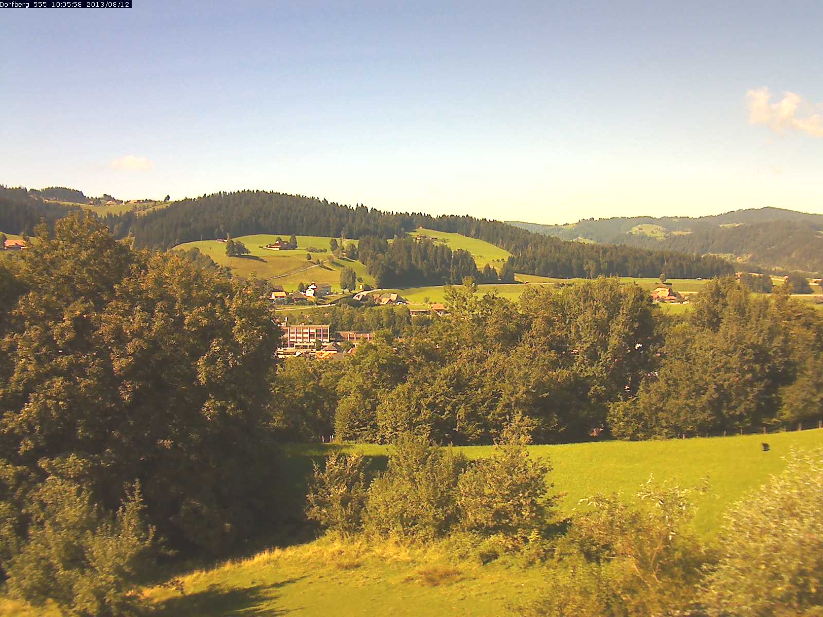 Webcam-Bild: Aussicht vom Dorfberg in Langnau 20130812-100600