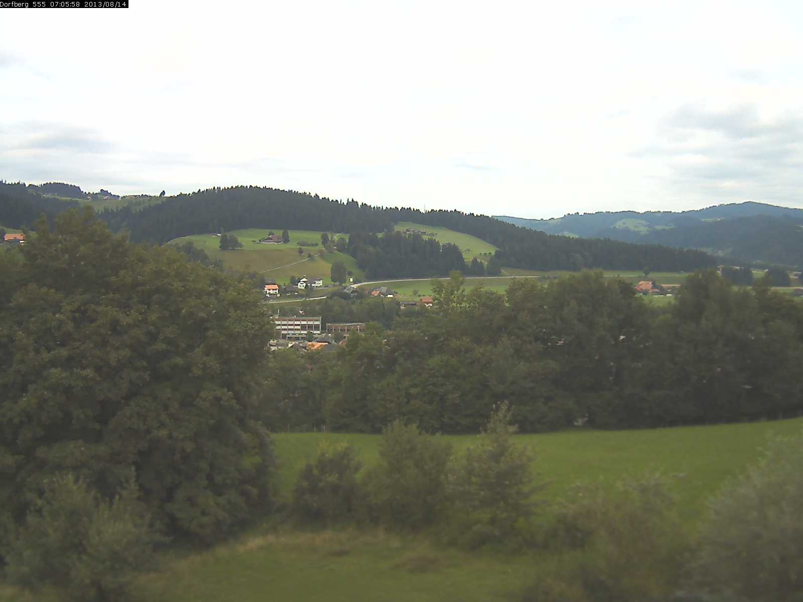 Webcam-Bild: Aussicht vom Dorfberg in Langnau 20130814-070600