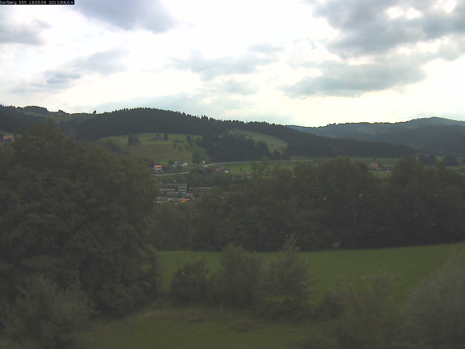Webcam-Bild: Aussicht vom Dorfberg in Langnau 20130814-180600