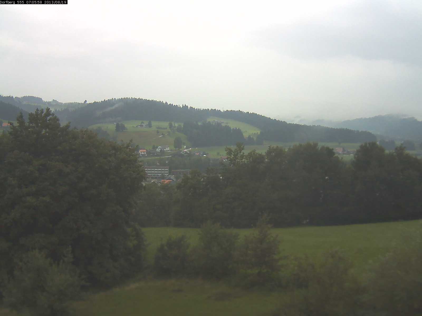 Webcam-Bild: Aussicht vom Dorfberg in Langnau 20130819-070600