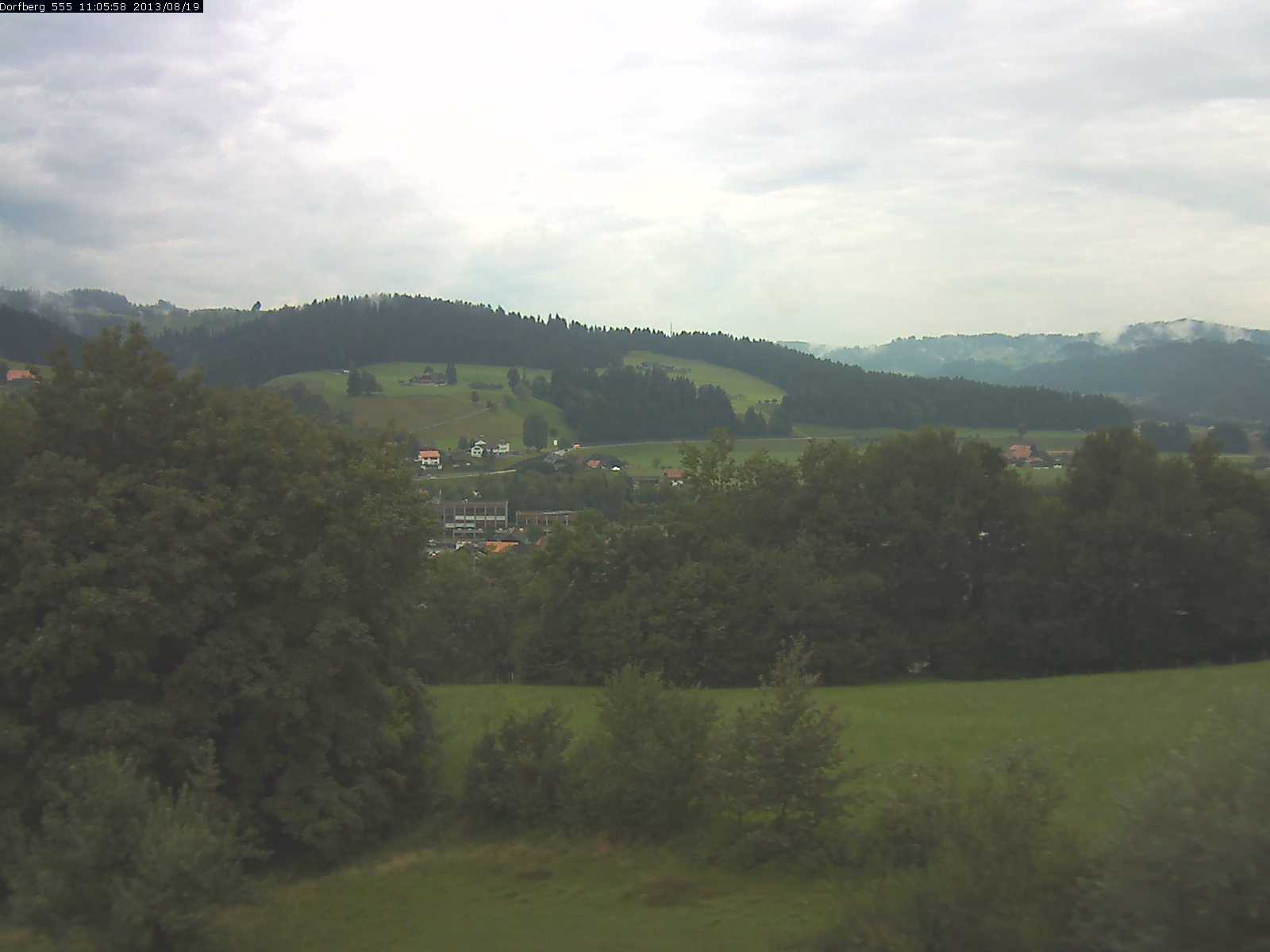 Webcam-Bild: Aussicht vom Dorfberg in Langnau 20130819-110600
