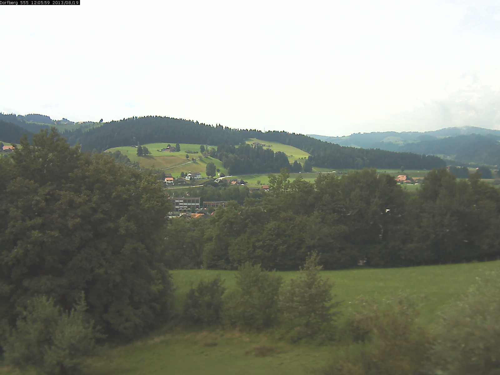 Webcam-Bild: Aussicht vom Dorfberg in Langnau 20130819-120600