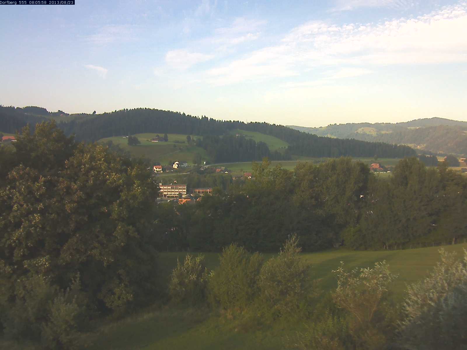 Webcam-Bild: Aussicht vom Dorfberg in Langnau 20130823-080600