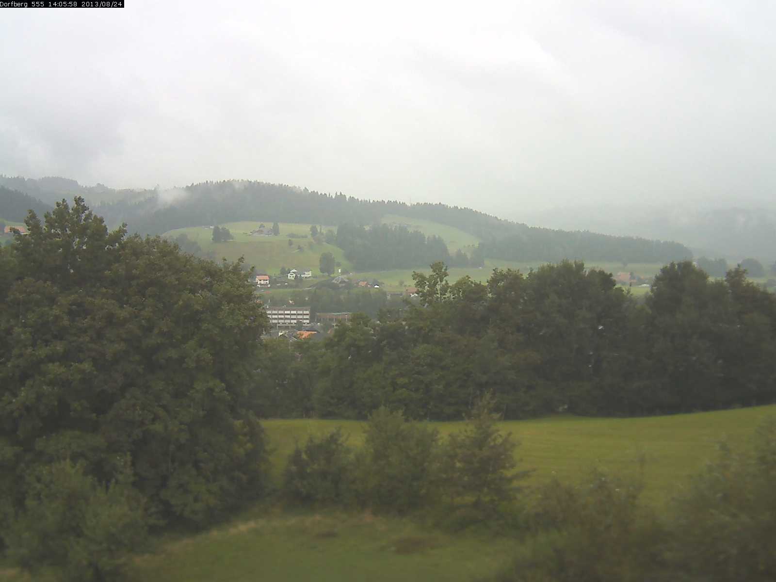 Webcam-Bild: Aussicht vom Dorfberg in Langnau 20130824-140600