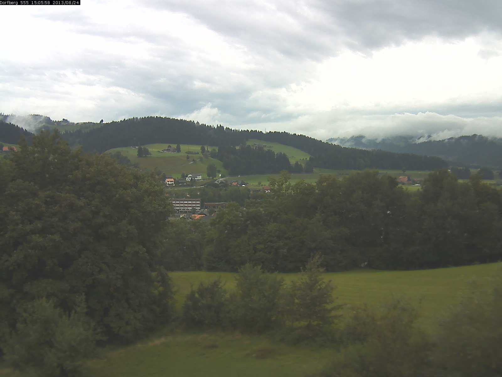Webcam-Bild: Aussicht vom Dorfberg in Langnau 20130824-150600