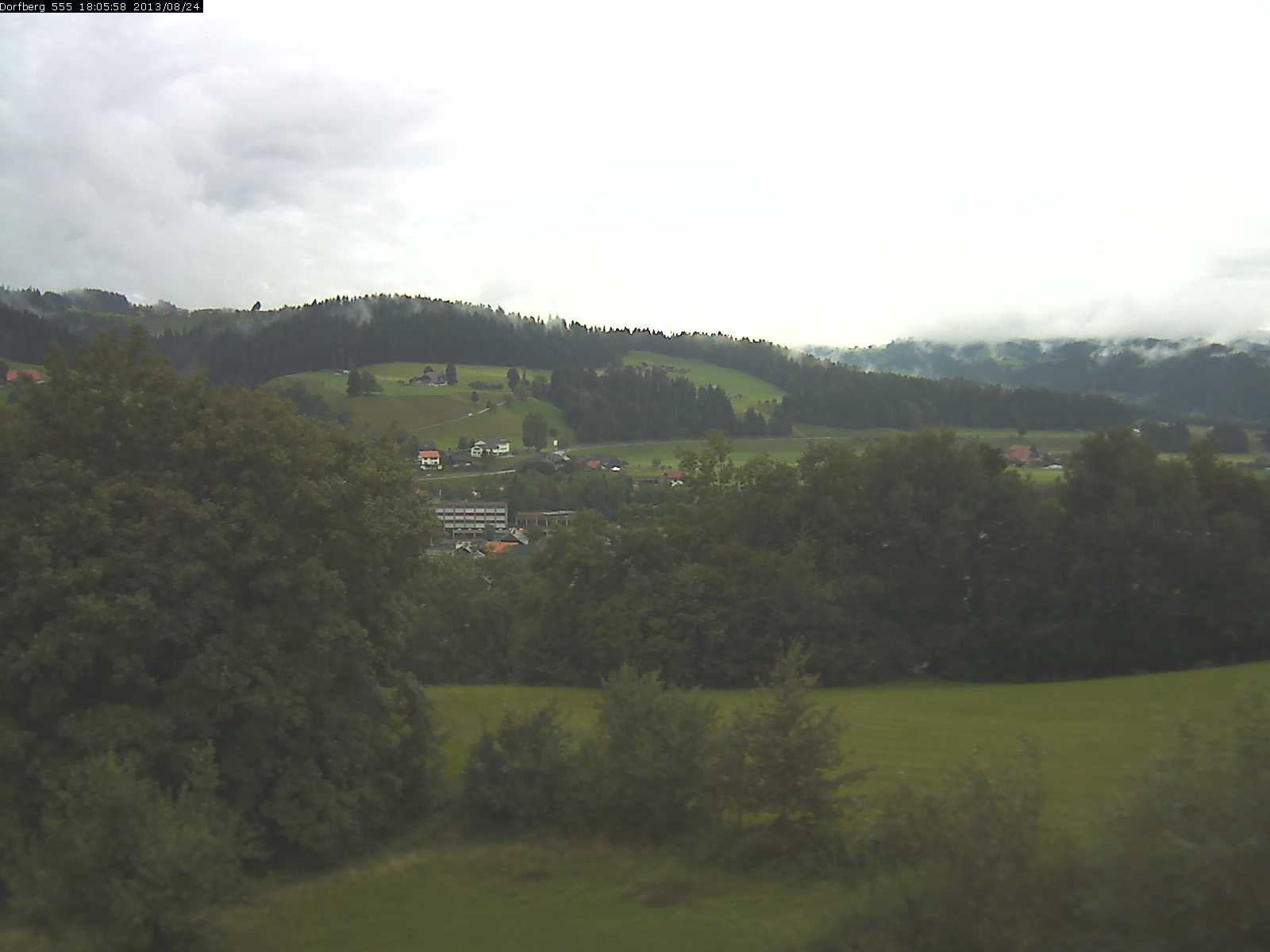 Webcam-Bild: Aussicht vom Dorfberg in Langnau 20130824-180600