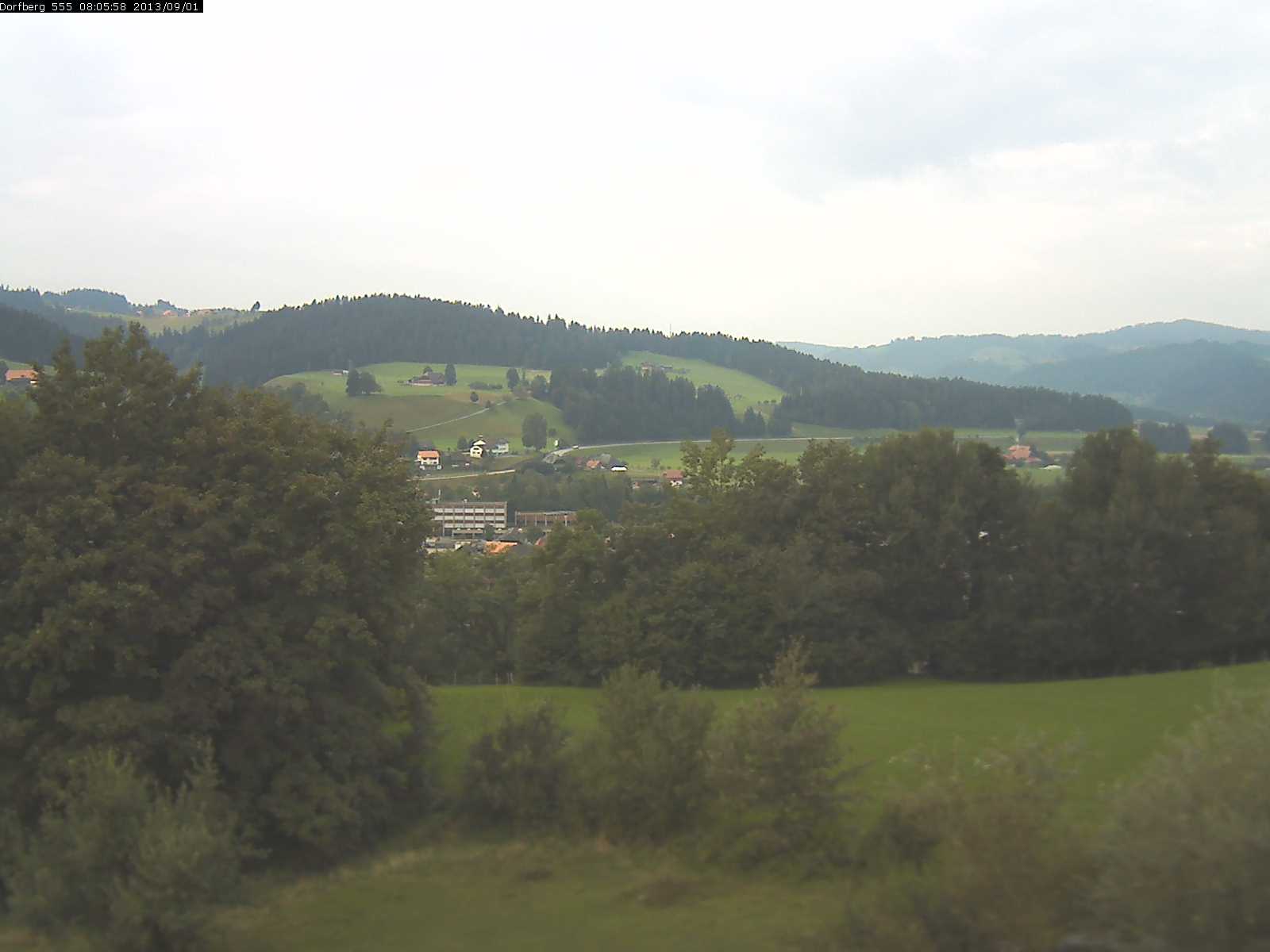 Webcam-Bild: Aussicht vom Dorfberg in Langnau 20130901-080600
