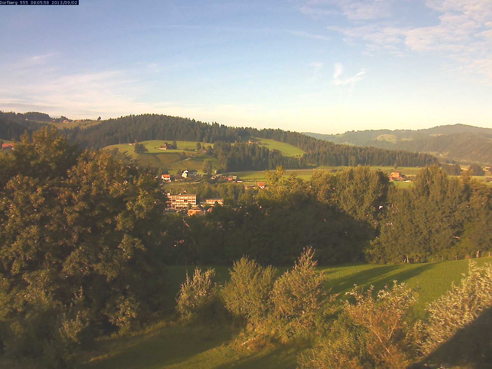 Webcam-Bild: Aussicht vom Dorfberg in Langnau 20130902-080600
