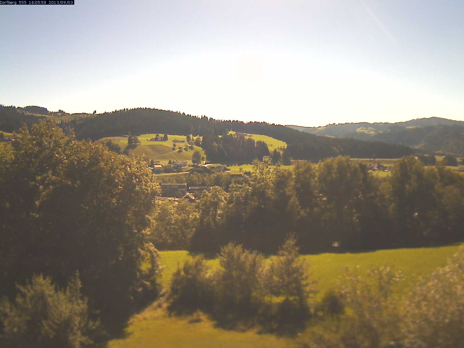 Webcam-Bild: Aussicht vom Dorfberg in Langnau 20130903-160600