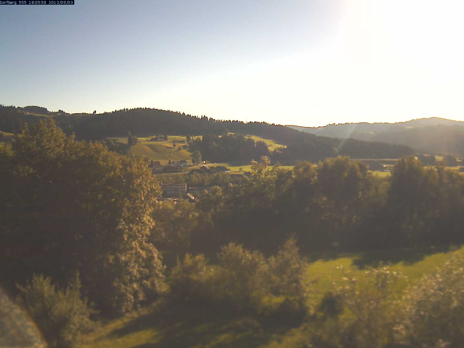 Webcam-Bild: Aussicht vom Dorfberg in Langnau 20130903-180600