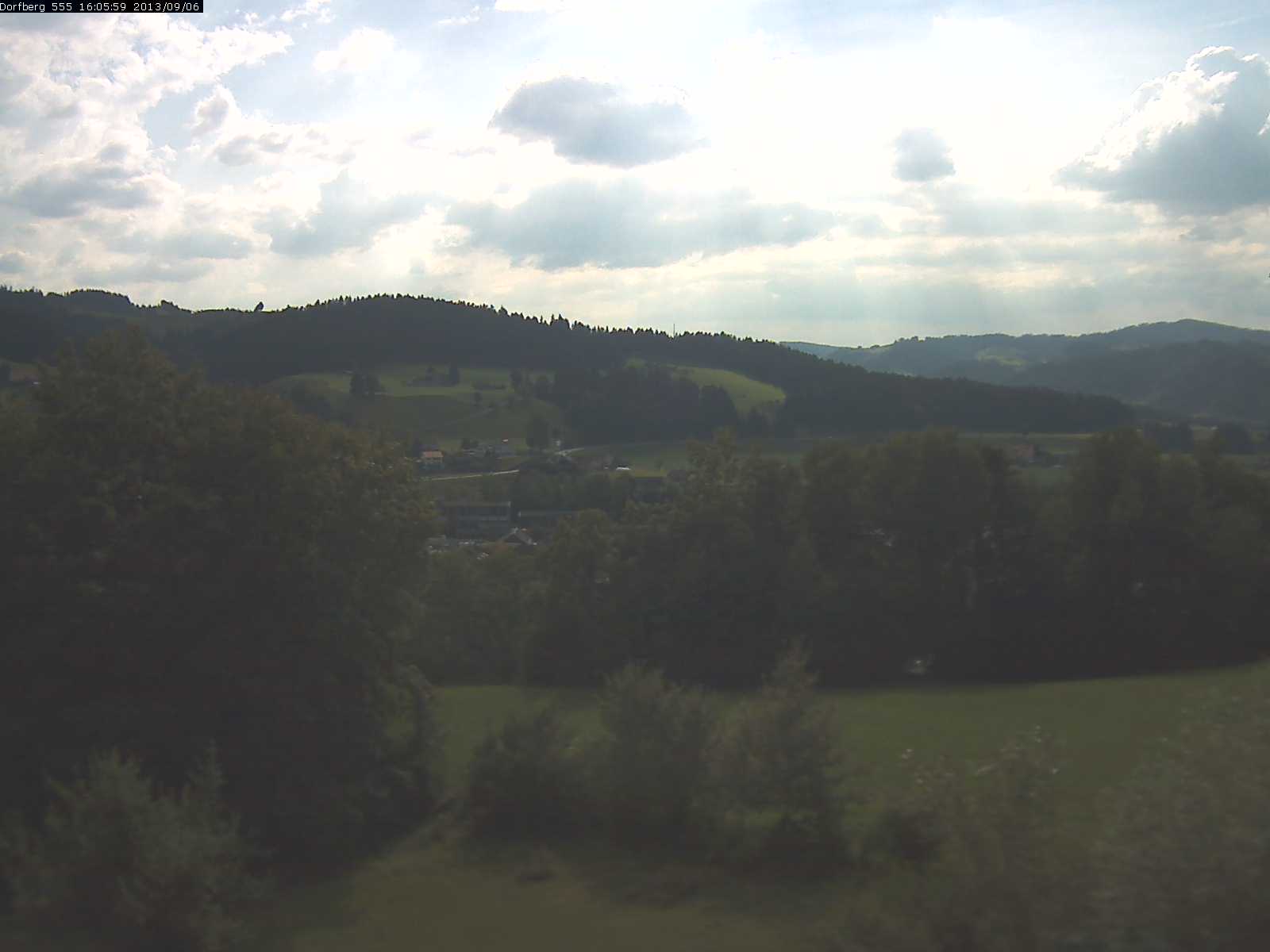Webcam-Bild: Aussicht vom Dorfberg in Langnau 20130906-160600