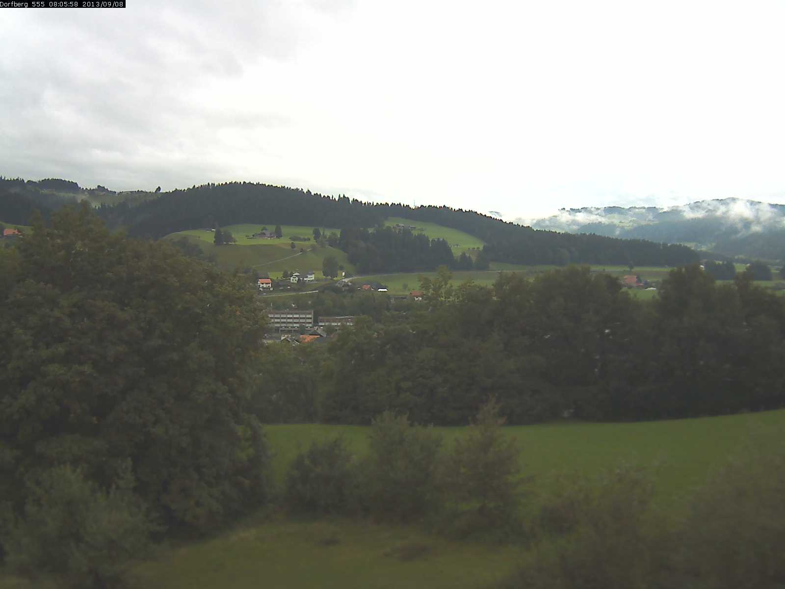 Webcam-Bild: Aussicht vom Dorfberg in Langnau 20130908-080600