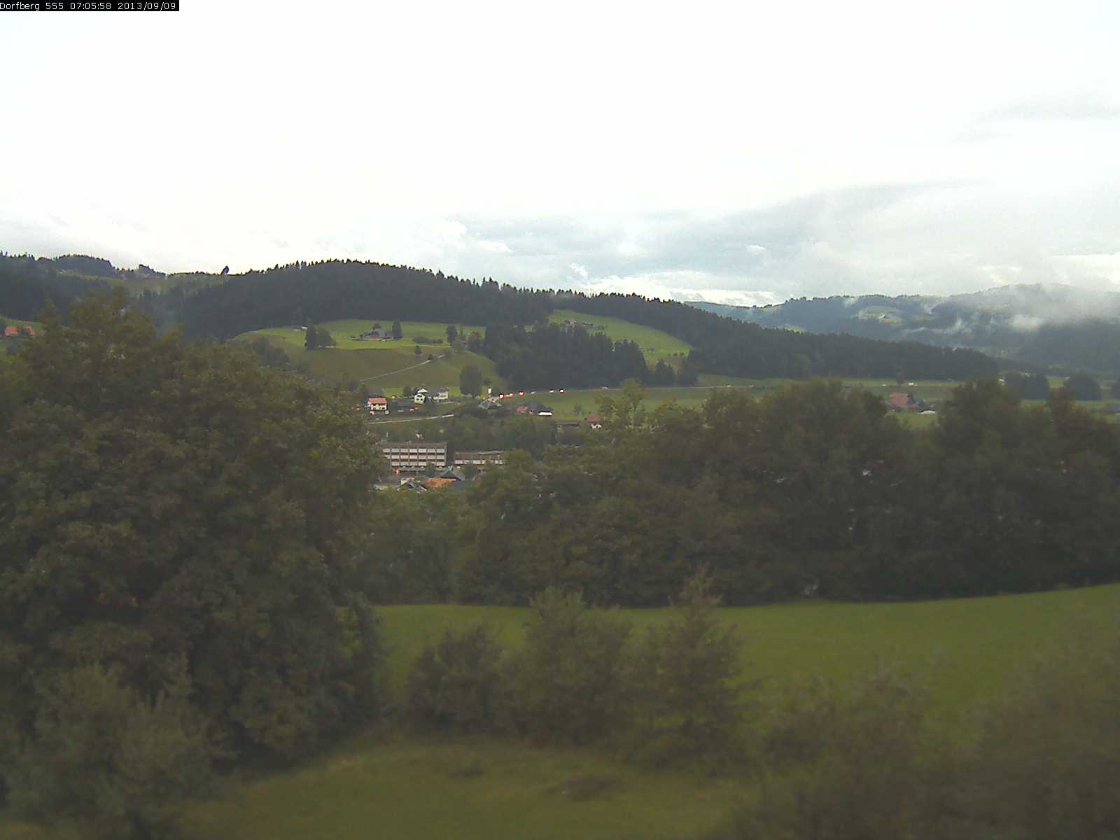 Webcam-Bild: Aussicht vom Dorfberg in Langnau 20130909-070600