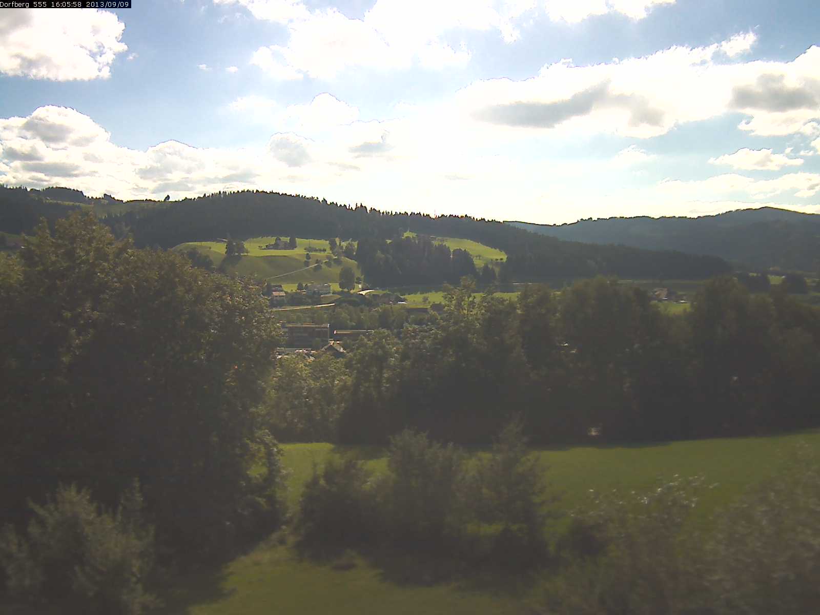 Webcam-Bild: Aussicht vom Dorfberg in Langnau 20130909-160600