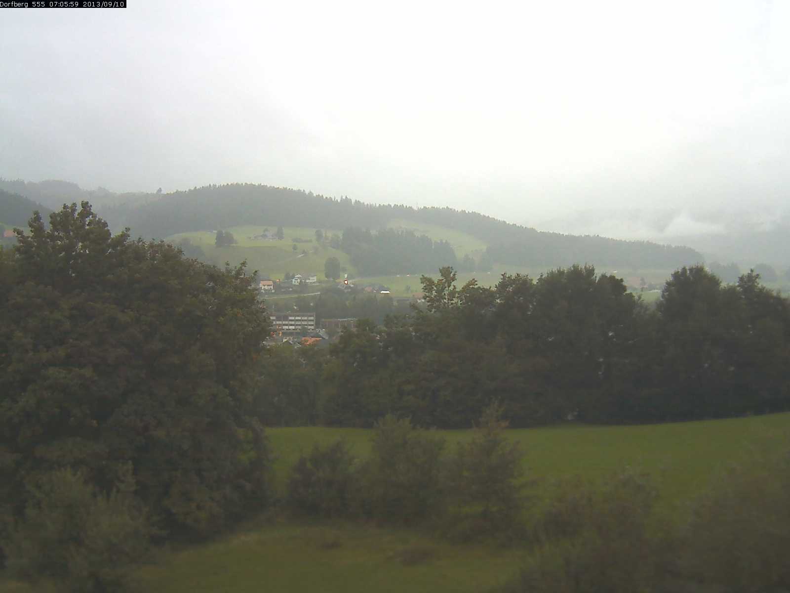 Webcam-Bild: Aussicht vom Dorfberg in Langnau 20130910-070600