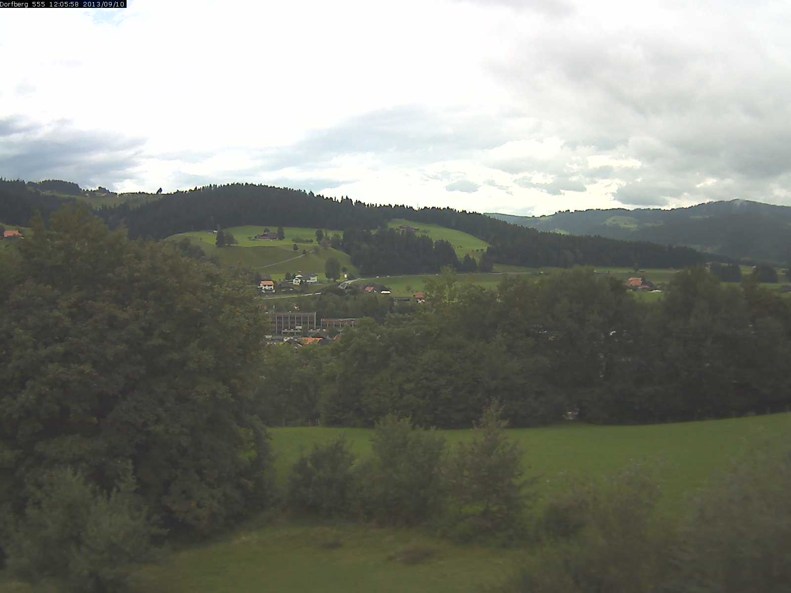 Webcam-Bild: Aussicht vom Dorfberg in Langnau 20130910-120600