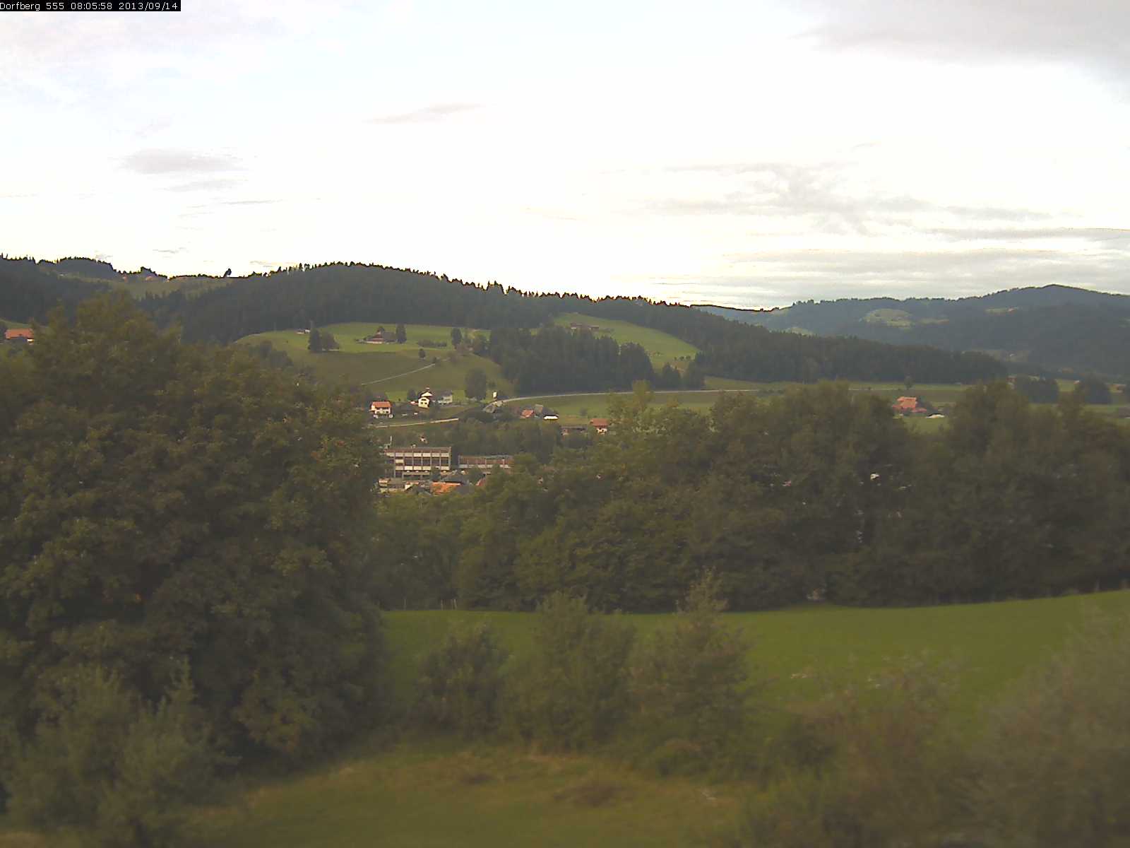 Webcam-Bild: Aussicht vom Dorfberg in Langnau 20130914-080600