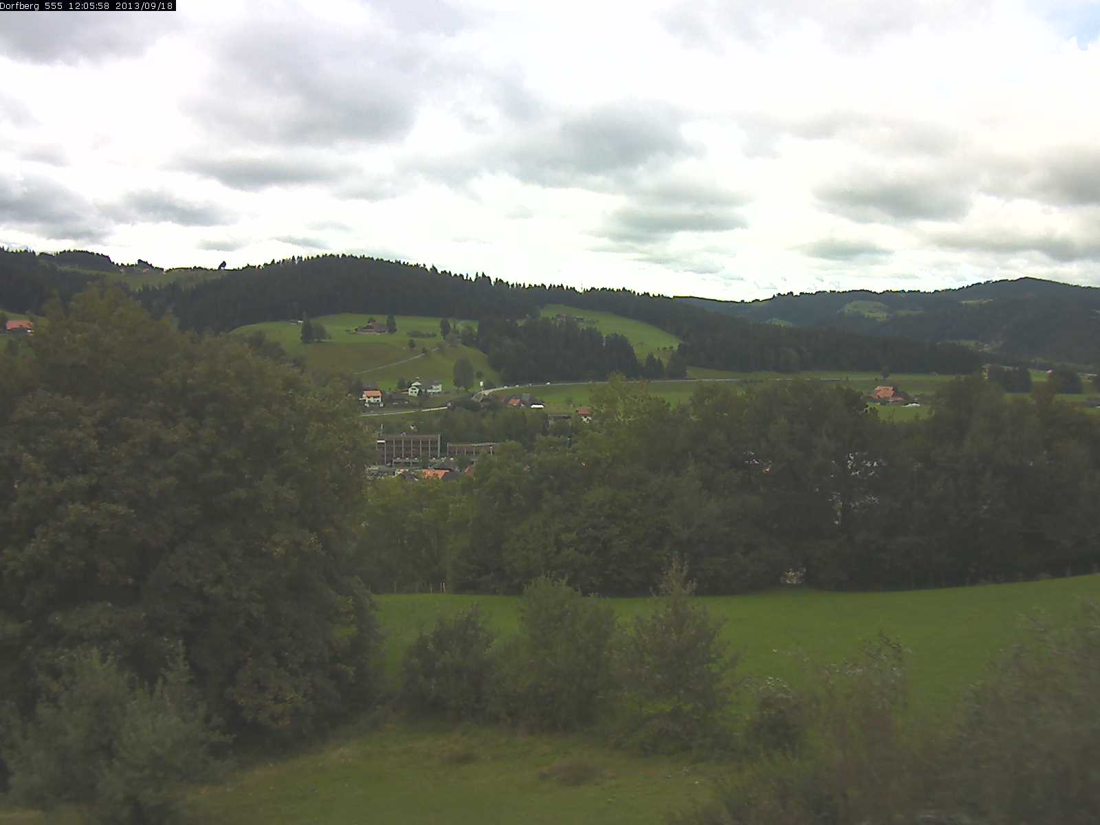 Webcam-Bild: Aussicht vom Dorfberg in Langnau 20130918-120600