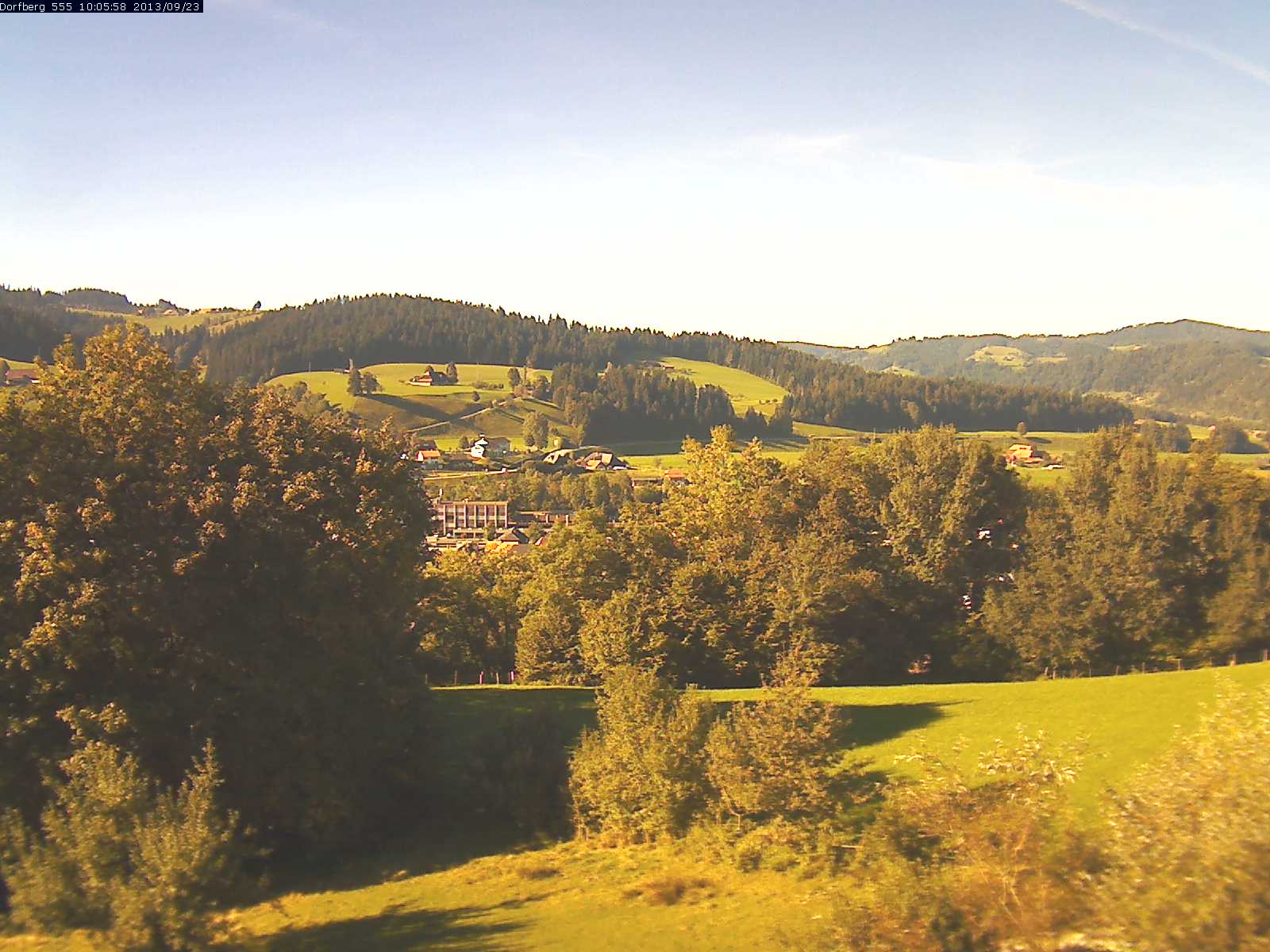 Webcam-Bild: Aussicht vom Dorfberg in Langnau 20130923-100600